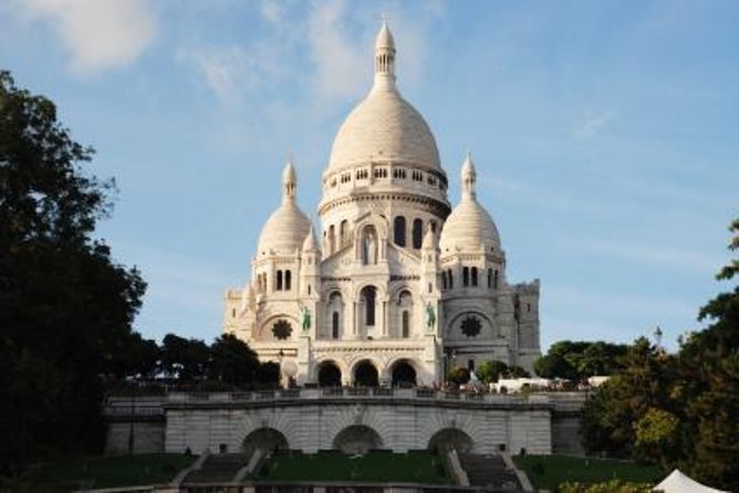 Private Paris Airport Layover with English speaking Chauffeur - Key highlights you’ll feel right away