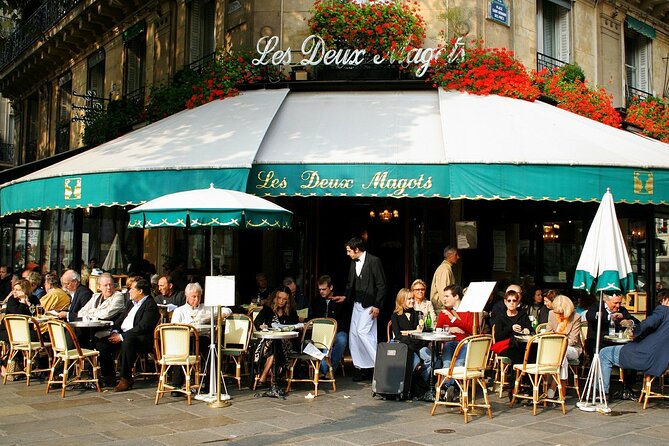 Private Paris Airport Layover with English speaking Chauffeur - A private layover tour is the shortcut you actually want