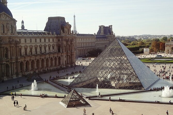 Private Paris Airport Layover with English speaking Chauffeur - Meeting your English chauffeur at CDG or Orly