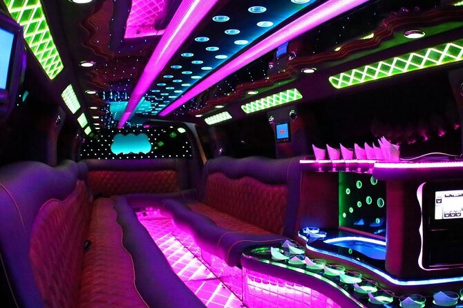 Private Roundtrip Transfer: To Las Vegas by Luxury Limo - Arrival to Las Vegas: From baggage claim to your hotel, fast