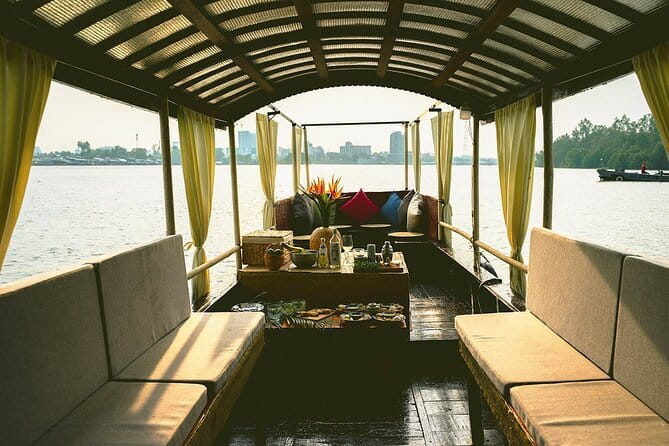 Private Transfer: Can Tho To Ho Chi Minh City/Ho Chi Minh Airport - Small Issues to Keep in Mind Before You Get In