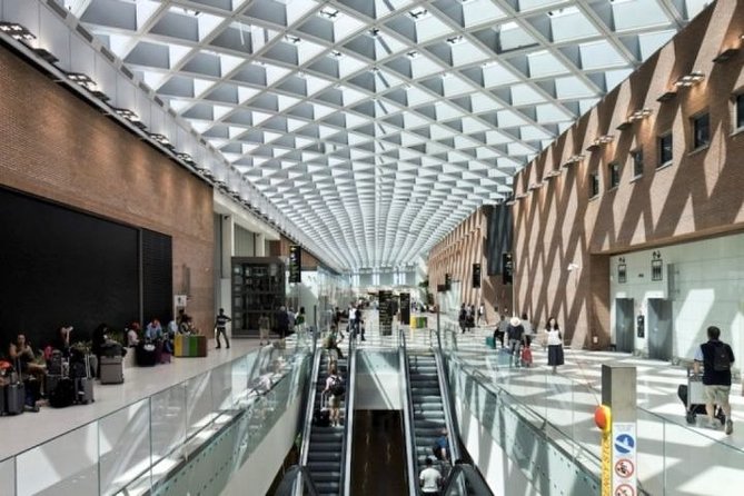 Private transfer, chauffeur service, from Venice Marco Polo airport to Padua - Private Chauffeur Service: When Exclusivity Is Worth Paying For