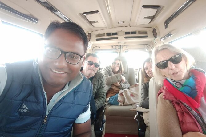 Private Udaipur City Tour With a Professional Guide and Chauffeur - Key highlights to look for