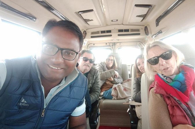 Private Udaipur City Tour With a Professional Guide and Chauffeur - Why this private Udaipur tour is a smart way to do the day