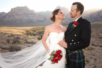 Red Rock Canyon Wedding by Private Limousine - The Full Timeline: From Hotel Pickup to the Ceremony Spot
