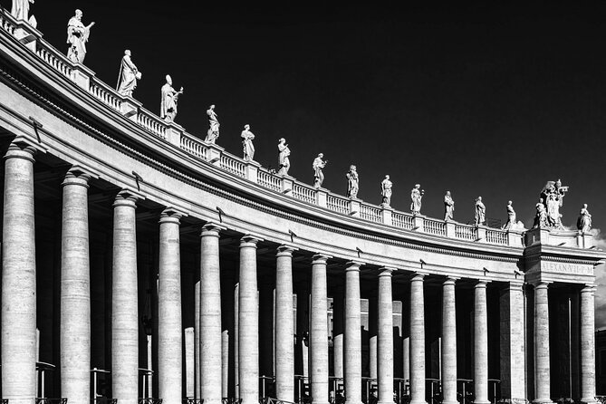 Romantic Rendezvous: Private Night Tour of Rome with Chauffeur - What makes the guiding feel personal