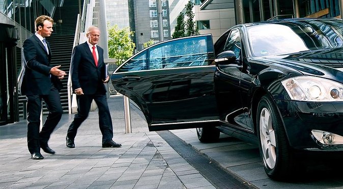 Rome Private Car & Chauffeur for Business, Shopping, Sightseeing - Timing Window and Choosing Between 4 Hours and 8 Hours
