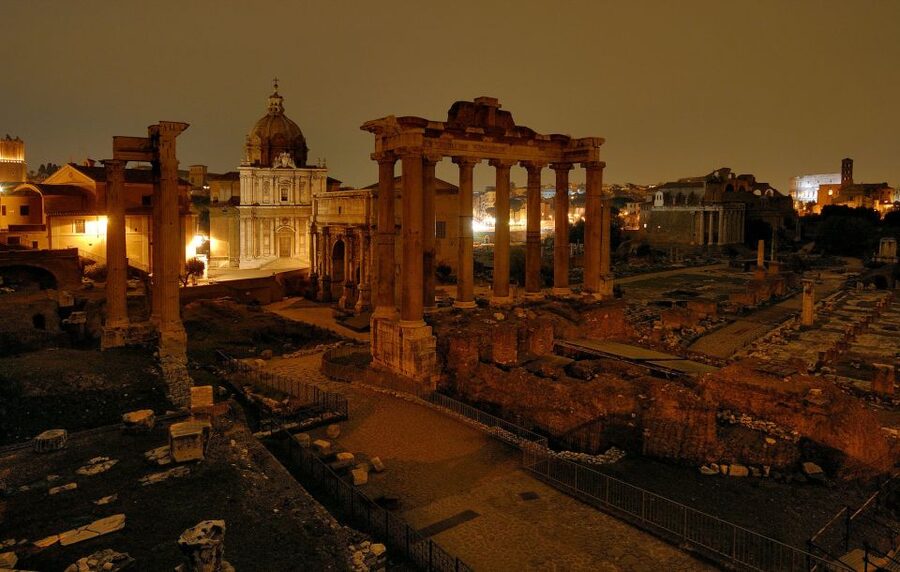 Rome: Private Night Tour by Chauffeur-Driven Vehicle - Pantheon and Vatican City viewpoints: the end-game of the route