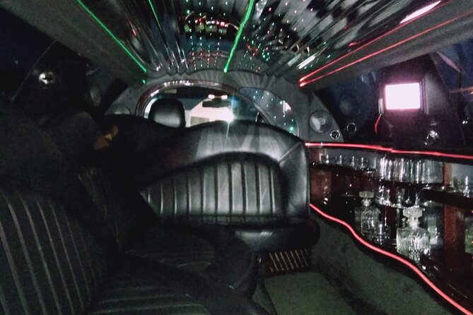 Round Trip Nassau Airport ARRIVAL (NASSAU LIMOUSINE) - What You’re Really Paying For: Less Stress, More Vacation Time
