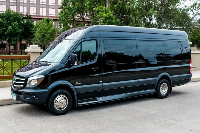 Round Trip Private Transfer Las Vegas Airport to Las Vegas by limo MB Sprinter - Key things to know before you land