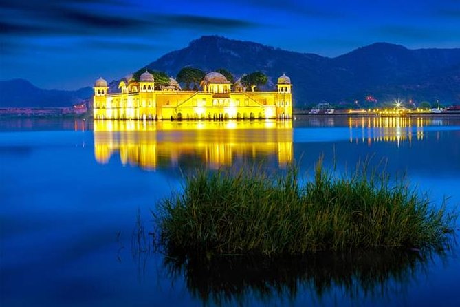 Same Day Jaipur Tour from Delhi by Private Car - Amber Fort: the open-jeep climb and the palace on four levels