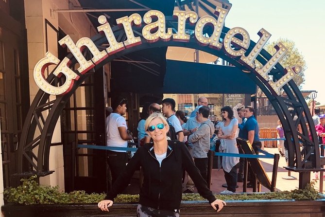 San Francisco Private Car Tour: Instagram's Most Famous Spots - Ferry Building, Financial District, and Chinatown: photos with texture, not just icons