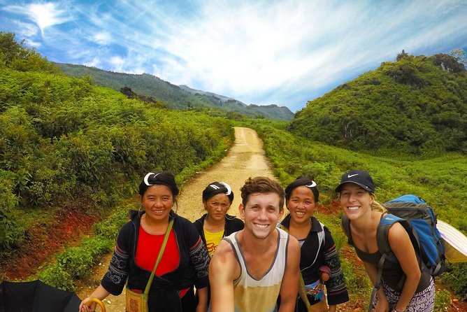 Sapa Private Car Tour - 1 Day Enjoy the Rice Terraced Fields - Y Linh Ho: Black Hmong Village and Muong Hoa Valley Panoramas