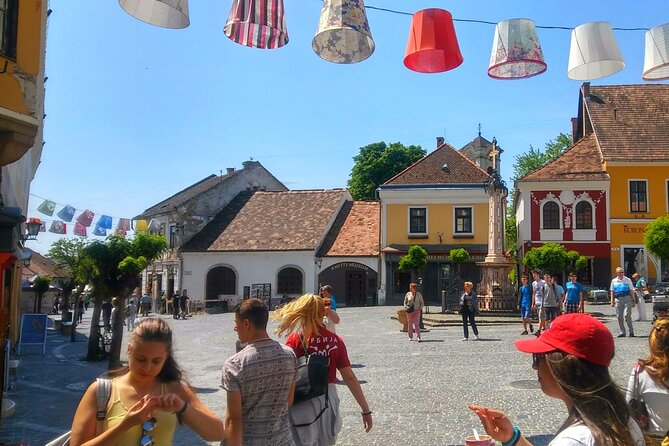 Scenic Danube River bend hills & the Art Town: Private Car Tour - The drive out of the city: what you’ll actually enjoy
