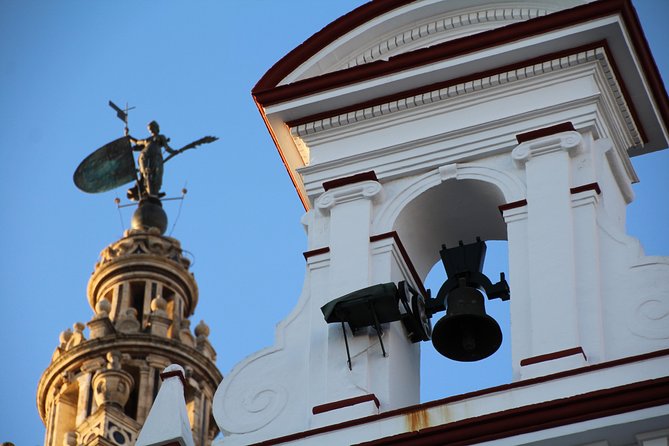 Seville tour with private car - Barrio Santa Cruz: old streets, easy orientation