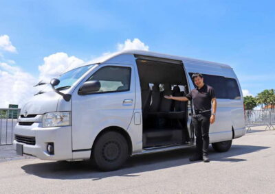 Singapore: Highlights and Hidden Gems Private Car Tour - City Highlights by car: Singapore River, Civic District, Merlion and Marina Bay