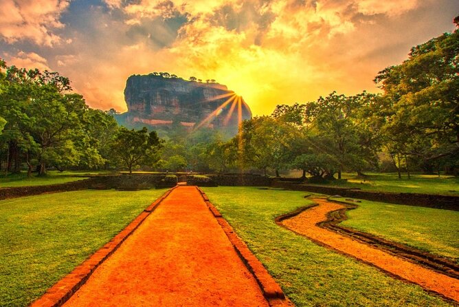 Sri Lanka; Professional Chauffeur Guide With Modern Vehicles - Should you book BH Lanka Tours with a private chauffeur?