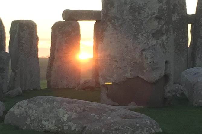 Stonehenge Private Car Tour with Driver Guide - Entering Stonehenge: a guided visit plus visitor centre time