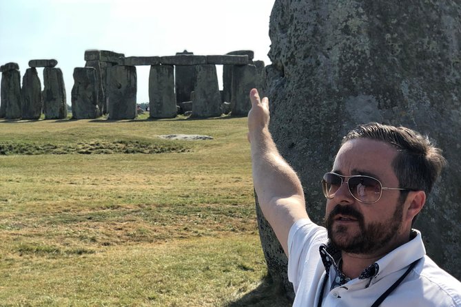 Stonehenge Private Car Tour with Driver Guide - Woodhenge in 15 minutes: short stop, big contrast
