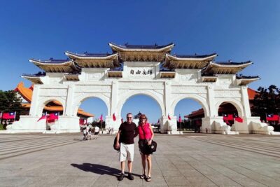 Taipei: Private Car Charter Tour - Longshan Temple: Taipei’s Old-School Spiritual Center