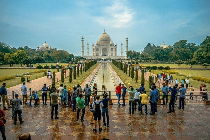 Taj Mahal day Trip from Delhi by Private Car ( Luxury & Comfort ) - Agra Fort after lunch: the stop that many people don’t expect to love