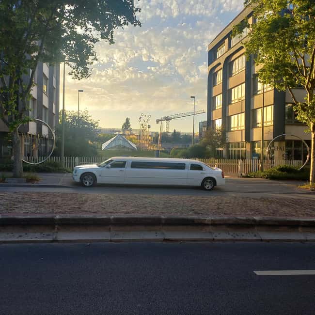 Tour of Paris by limousine by day or night. - Arc de Triomphe and Notre-Dame: Seeing Paris Icons Without Traffic Stress
