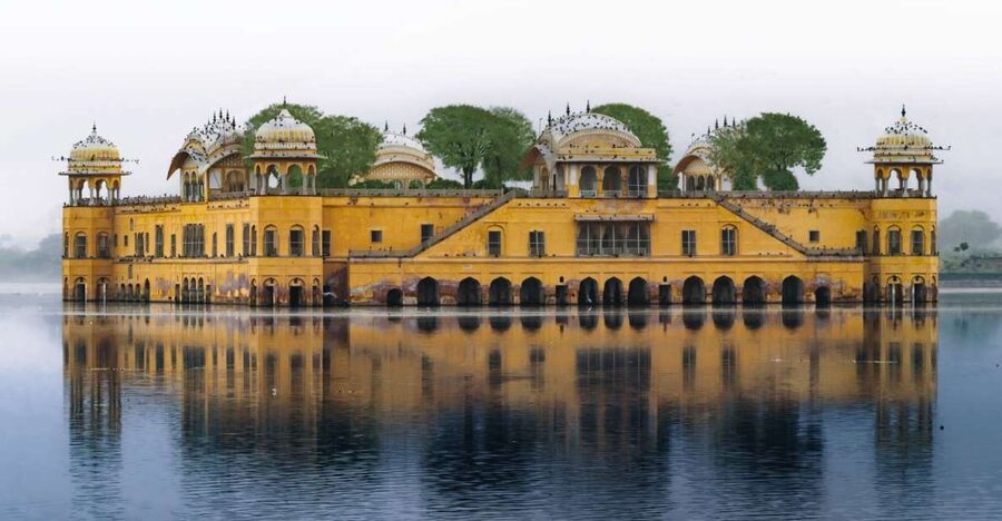 Two days Jaipur tour with guide by private car. - Why this 2-day Jaipur loop works when time is tight