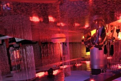 Vegas Secrets: Bars, Shopping, Limo and Dining Experience - Meeting in Downtown and getting the night rolling