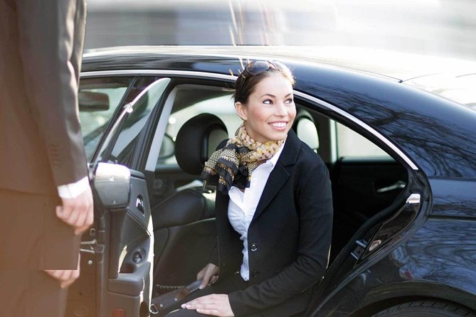 VIP Limo Transfers From & To Santorini Airport - Hotel Pickup That Actually Solves a Real Santorini Problem
