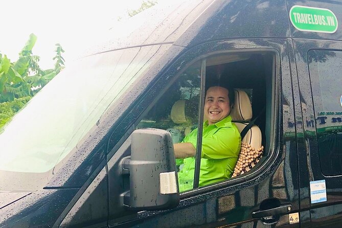 VIP Limousine: Da Nang to Hue Trip - How the service communicates: email, quick replies, and Zalo