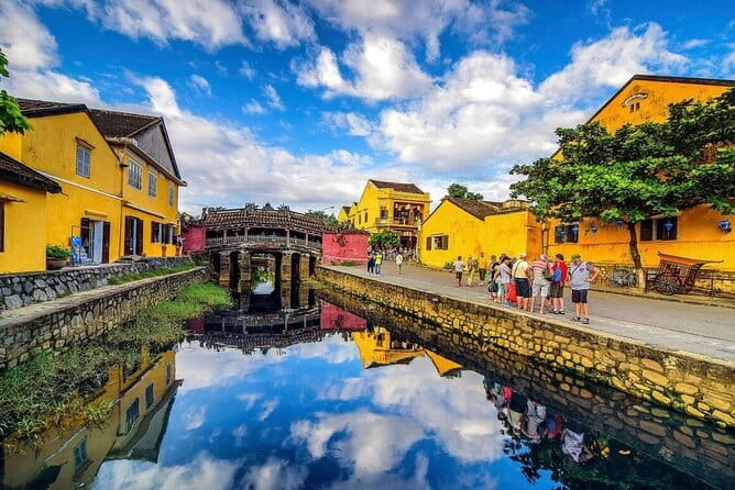 VIP Limousine: Hoi An to Hue Trip - Safety, driver style, and communication: what to check without drama