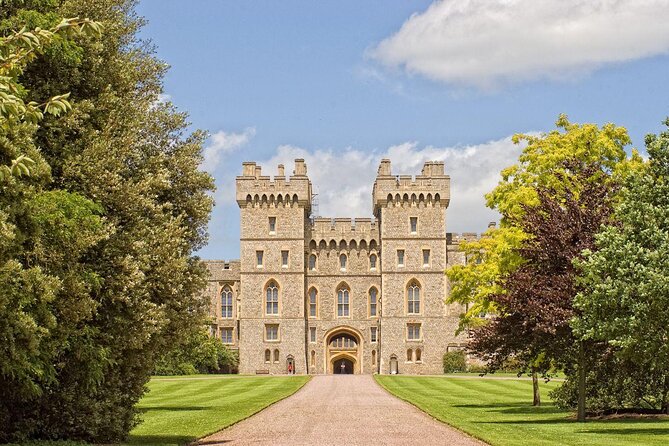 Windsor Castle and Eton College Private Car with Driver Guide - Key highlights worth your attention