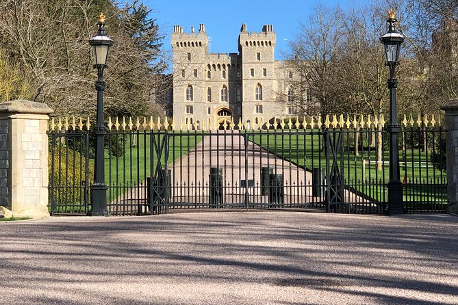 Windsor Castle and Eton College Private Car with Driver Guide - Who this private Windsor and Eton tour fits best