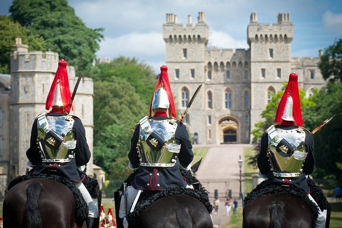 Windsor Castle, Stonehenge & Bath Private Car Tour from London - The Early Start, Meeting Time, and London Pickup Zones