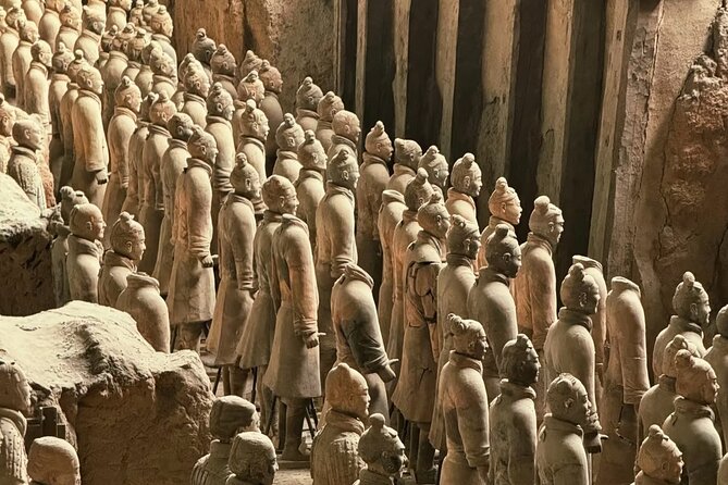 Xi’an Private Day Tour:Terracotta Army, City Wall, Pagoda&Pottery - Xi’an Eight Wonders Museum: shaping a clay warrior (and bringing it home)