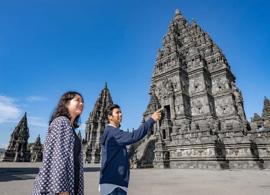 Yogyakarta: Tailor-Made Private Car Rental With Driver - Key things to know before your Yogyakarta day