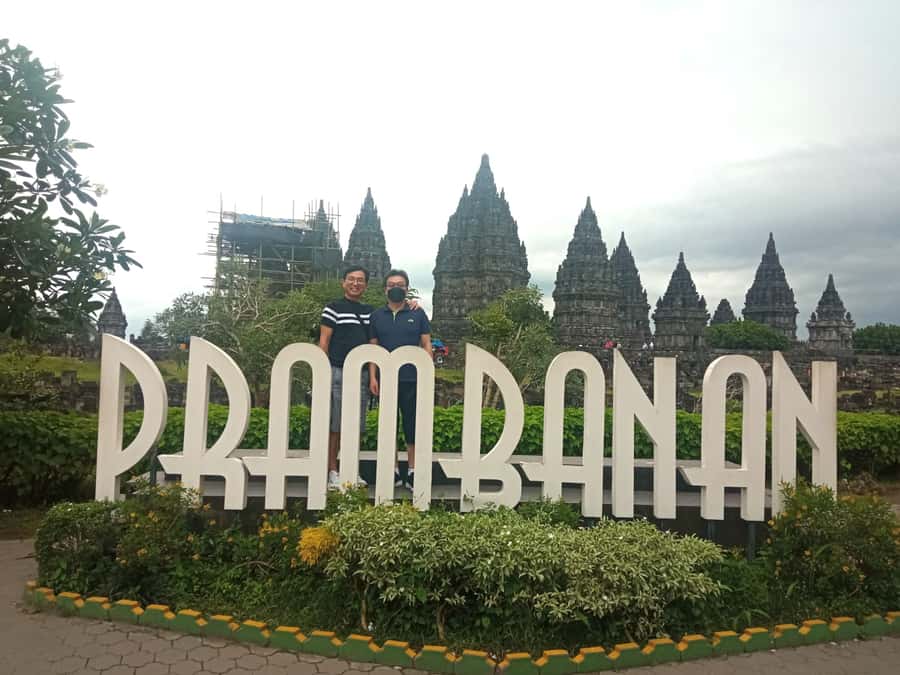 Yogyakarta: Tailor Made Tour with Private car - Borobudur: the big guided block you should plan around