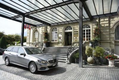 Zurich: 2 Hour VIP City Tour By Private Car - Getting Oriented Fast: Altstadt Streets and Medieval Vibes